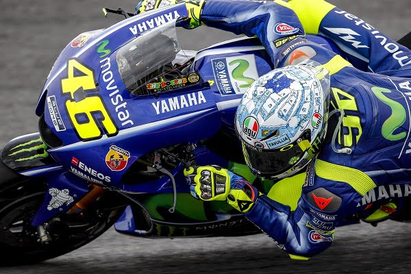 Sepang J1 : Mal à la tête pour Valentino Rossi, surprise pour Vinales