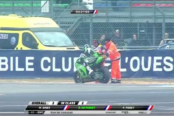 24H du Mans, 18h30 : Chute de Randy de Puniet,