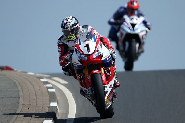 John McGuinness déclare forfait pour le TT