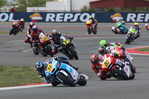 CEV Estoril Moto2 Qualifications : Suter devant Kalex