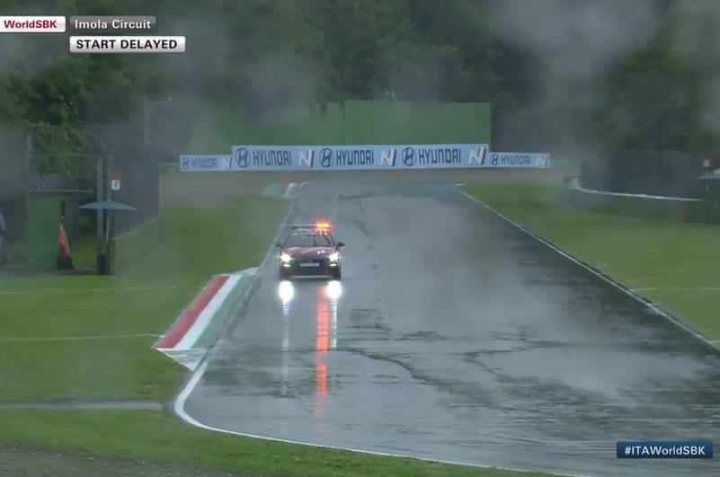 WSBK, Imola, J3: La Course 3 retardée en raison de la pluie