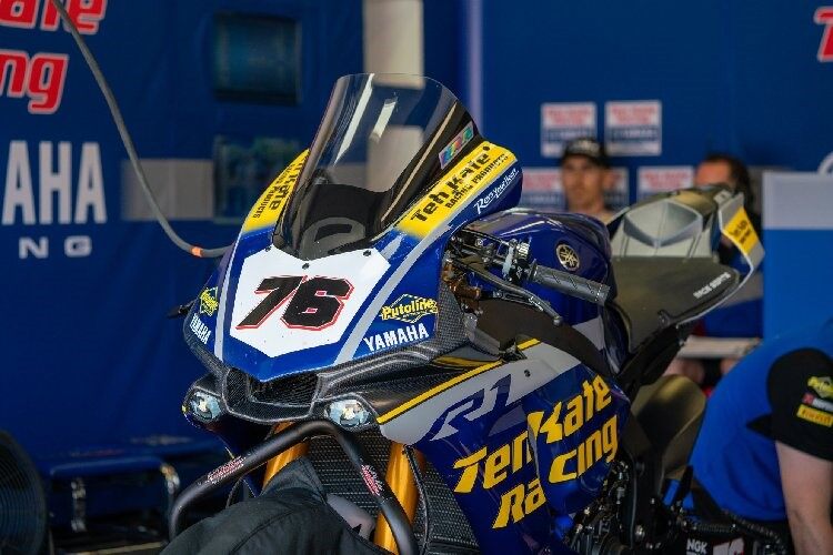 WSBK, Jerez : Loris Baz et Ten Kate commencent leur aventure Yamaha avec des points