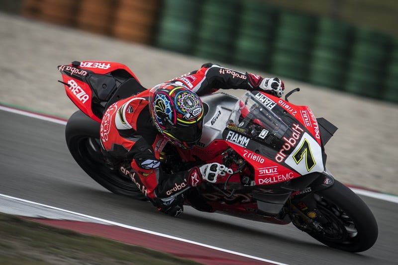 WSBK, Laguna Seca J3, Course 3 : Victoire pour Ducati avec Davies, abandon pour Bautista