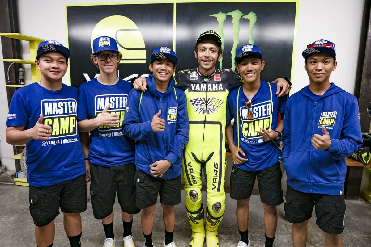 MotoGP : Pecco Bagnaia ne comprend pas les départs de la VR46 Académie chère à Valentino Rossi