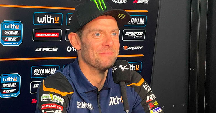 MotoGP Cal Crutchlow : « avant vous pouviez rouler la Yamaha avec une main sur le guidon la moitié du temps, maintenant, c’est impossible de le faire »