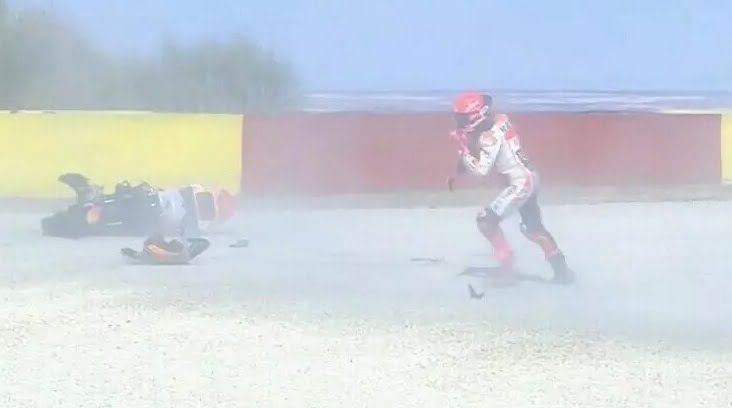 MotoGP Aragon FP3 : les images de la première chute de Marc Marquez depuis son retour