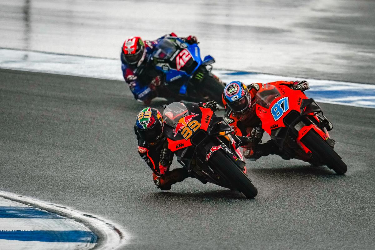 MotoGP Thaïlande J3, Brad Binder raconte l’enfer de Buriram sous la pluie : « dans les lignes droites, j’avais l’impression que quelqu’un tirait un drap sur ma tête »