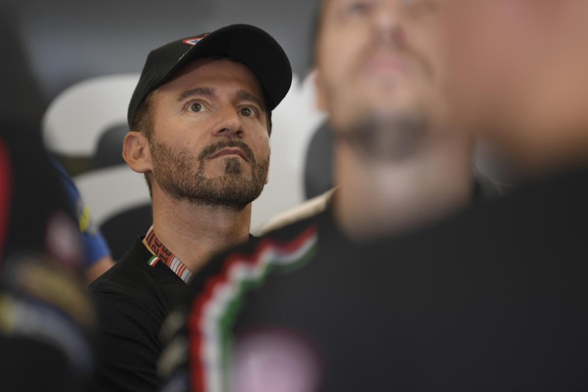 MotoGP, Max Biaggi : « Saison de folie Ducati, maintenant espérons en Aprilia »