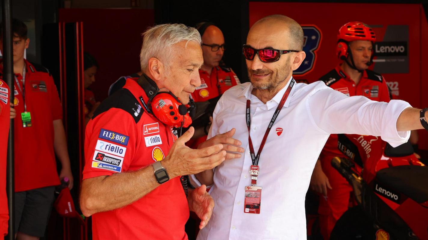 MotoGP : pour Ramon Forcada, le succès de Ducati n’est pas dû au génie Gigi Dall’Igna mais à la gestion de Davide Tardozzi et voici pourquoi